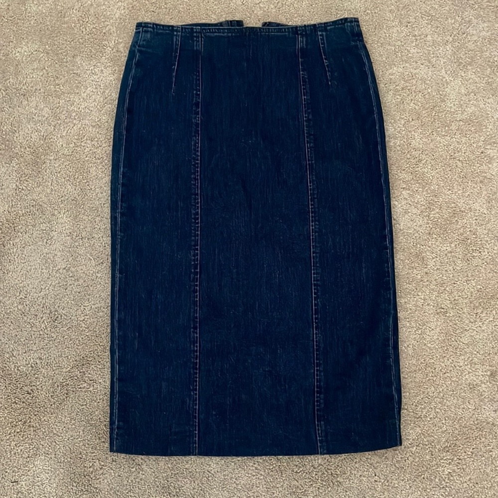 J.Crew jeans skirt size 6 perfect condition